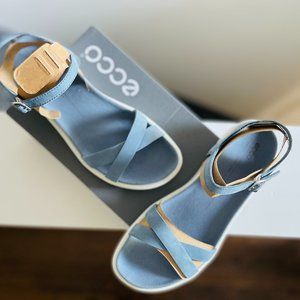 NEW! ECCO Yuma Ankle Strap Sandal